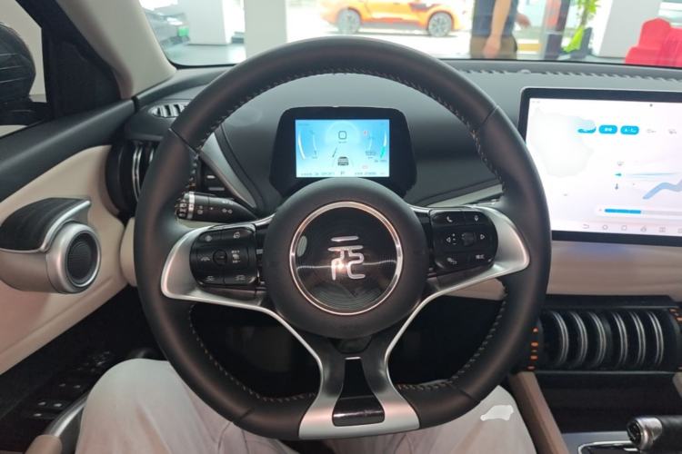 Used BYD Yuan PLUS 2024 Honor Edition 510KM Beyond Model Steering Wheel