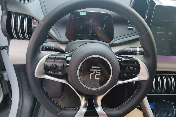 Used BYD Yuan PLUS 2024 Honor Edition 510KM Leading Model Steering Wheel