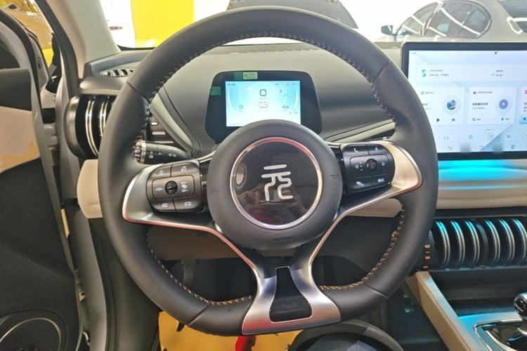 Used BYD Yuan PLUS 2024 Honor Edition 430KM Beyond Model Steering Wheel