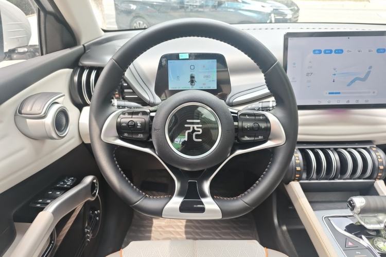 Used BYD Yuan PLUS 2024 Honor Edition 430KM Beyond Model Steering Wheel