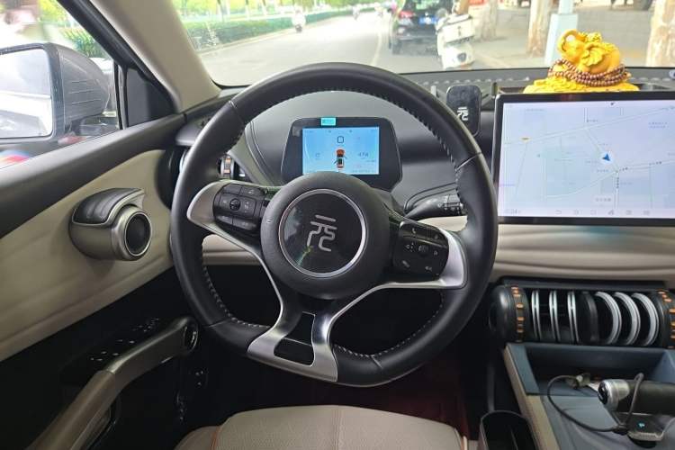 Used BYD Yuan PLUS 2024 Honor Edition 510KM Leading Model Steering Wheel