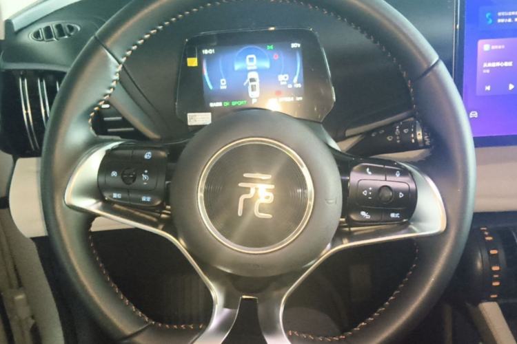 Used BYD Yuan PLUS 2024 Honor Edition 510KM Leading Model Steering Wheel