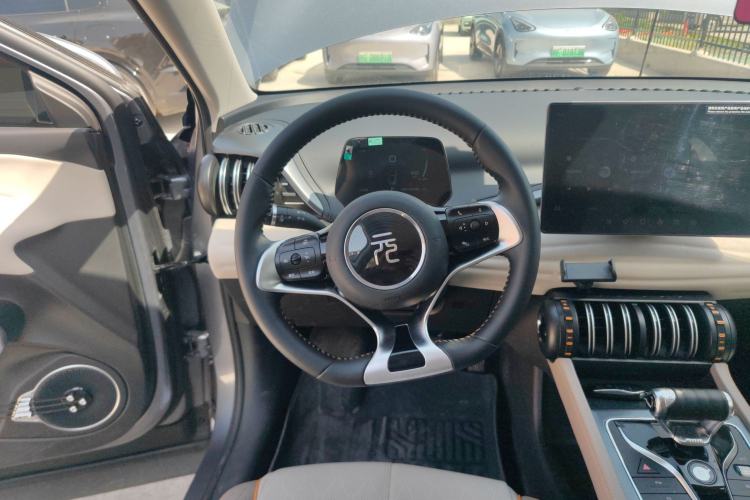 Used BYD Yuan PLUS 2024 Honor Edition 430KM Leading Model Steering Wheel