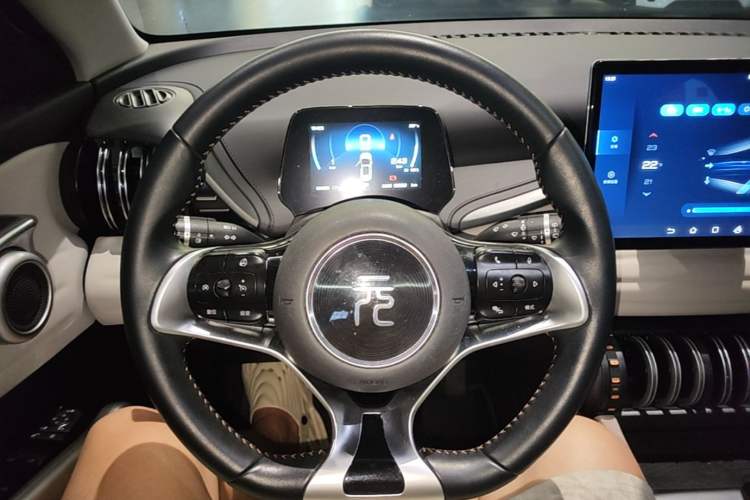 Used BYD Yuan PLUS 2024 Honor Edition 430KM Leading Model Steering Wheel