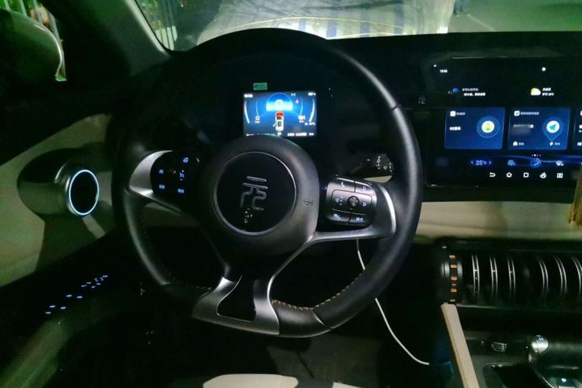 Used BYD Yuan PLUS 2024 Honor Edition 510KM Leading Model Steering Wheel
