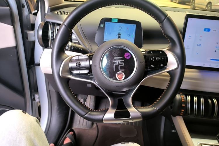 Used BYD Yuan PLUS 2024 Honor Edition 430KM Beyond Model Steering Wheel