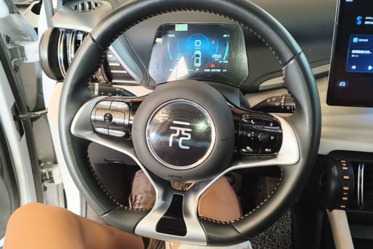 Used BYD Yuan PLUS 2024 Honor Edition 430KM Leading Model Steering Wheel