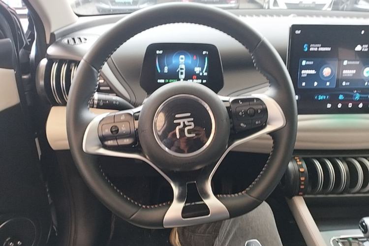 Used BYD Yuan PLUS 2024 Honor Edition 430KM Leading Model Steering Wheel