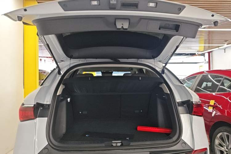 Used BYD Yuan PLUS 2024 Honor Edition 430KM Beyond Model Trunk