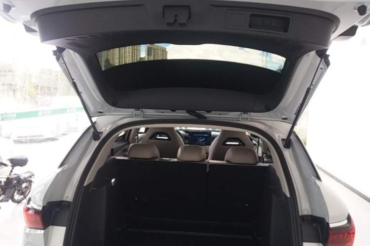 Used BYD Yuan PLUS 2024 Honor Edition 430KM Beyond Model Trunk