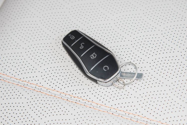 Used BYD Yuan PLUS 2024 Honor Edition 510KM Beyond Model Vehicle Key