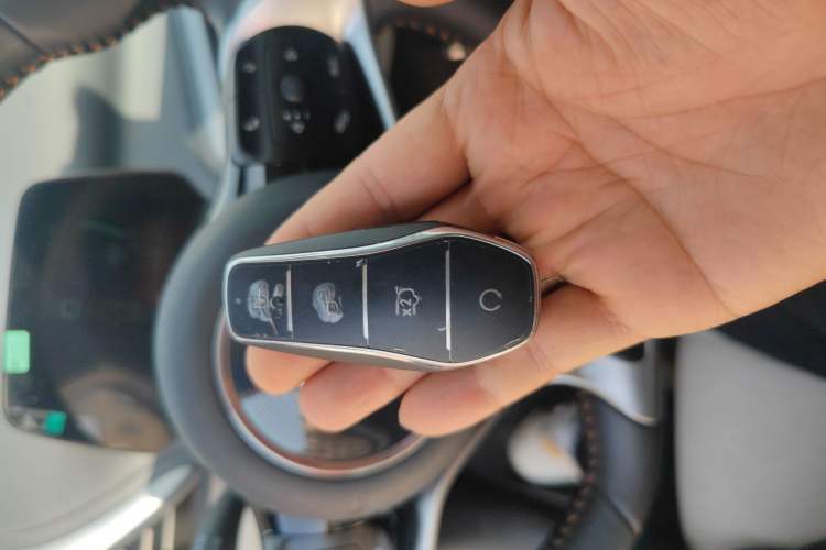 Used BYD Yuan PLUS 2024 Honor Edition 430KM Leading Model Vehicle Key