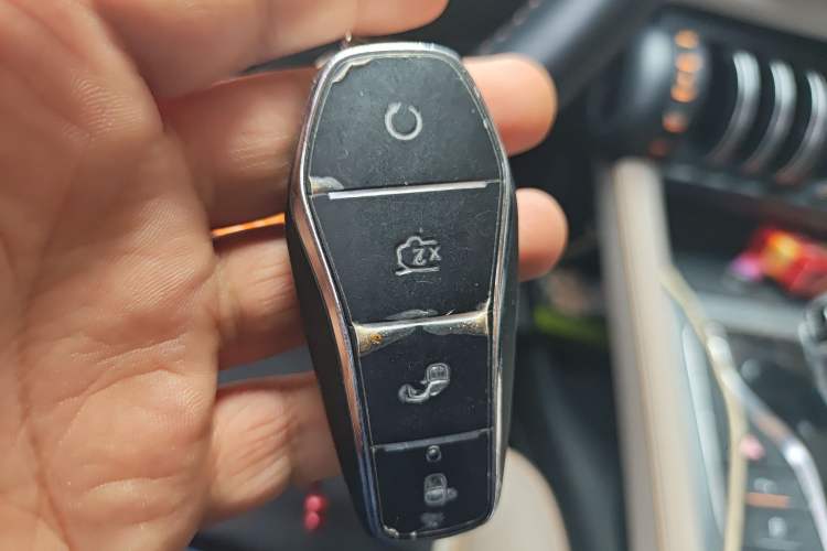 Used BYD Yuan PLUS 2024 Honor Edition 510KM Leading Model Vehicle Key