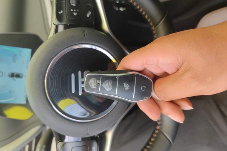 Used BYD Yuan PLUS 2024 Honor Edition 430KM Leading Model Vehicle Key