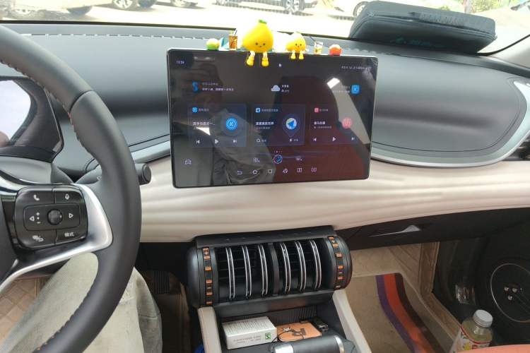 Used BYD Yuan PLUS 2024 Honor Edition 510KM Leading Model Audio And AC Panel