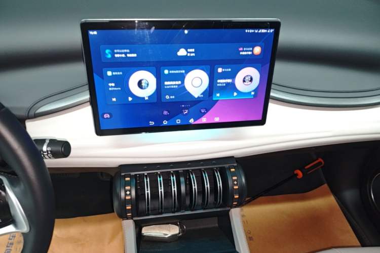 Used BYD Yuan PLUS 2024 Honor Edition 430KM Beyond Model Audio And AC Panel