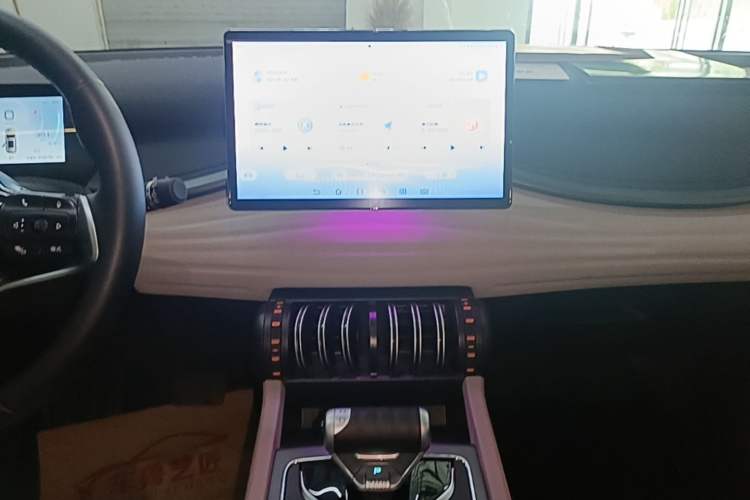 Used BYD Yuan PLUS 2024 Honor Edition 430KM Beyond Model Audio And AC Panel