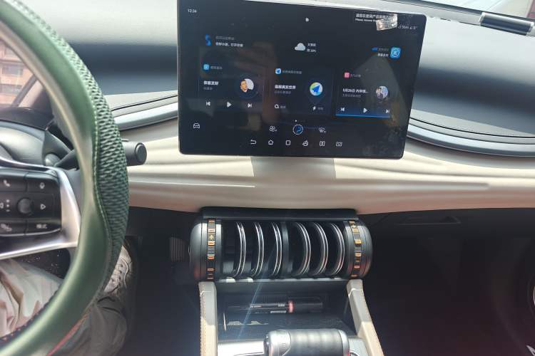 Used BYD Yuan PLUS 2024 Honor Edition 430KM Leading Model Audio And AC Panel