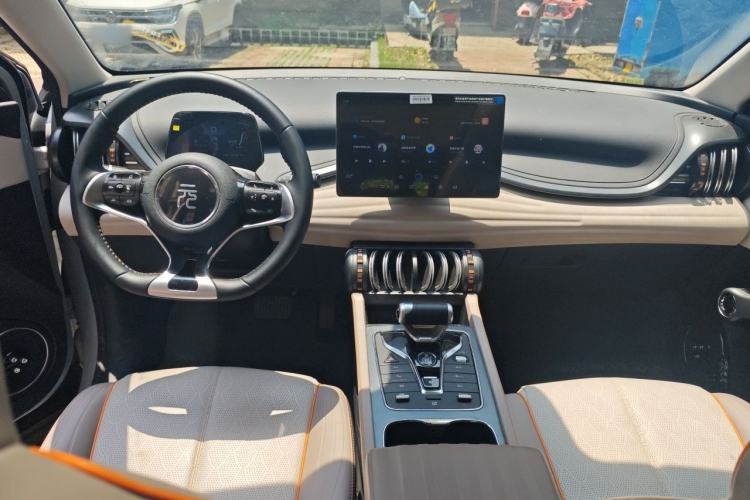 Used BYD Yuan PLUS 2024 Honor Edition 510KM Beyond Model Center Console
