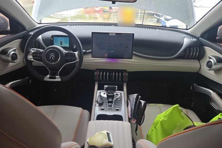 Used BYD Yuan PLUS 2024 Honor Edition 510KM Leading Model Center Console