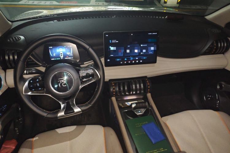 Used BYD Yuan PLUS 2024 Honor Edition 430KM Beyond Model Center Console