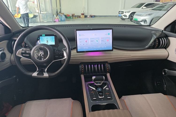 Used BYD Yuan PLUS 2024 Honor Edition 430KM Beyond Model Center Console