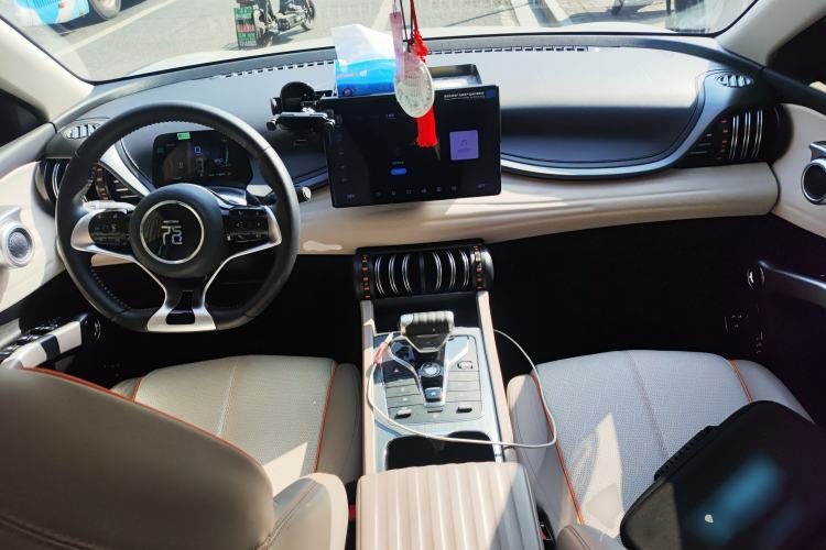 Used BYD Yuan PLUS 2024 Honor Edition 430KM Beyond Model Center Console