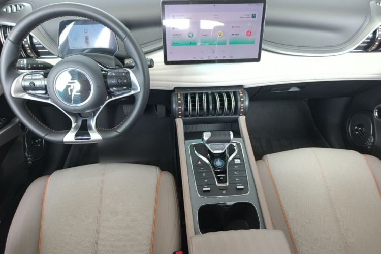 Used BYD Yuan PLUS 2024 Honor Edition 430KM Beyond Model Center Console