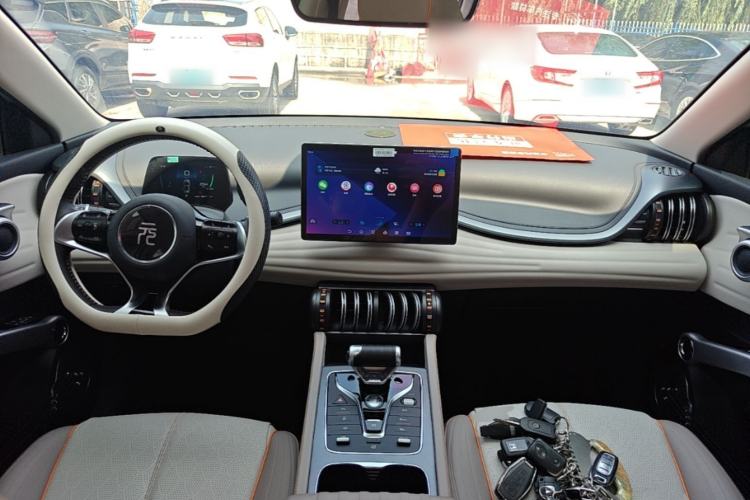Used BYD Yuan PLUS 2024 Honor Edition 430KM Beyond Model Center Console