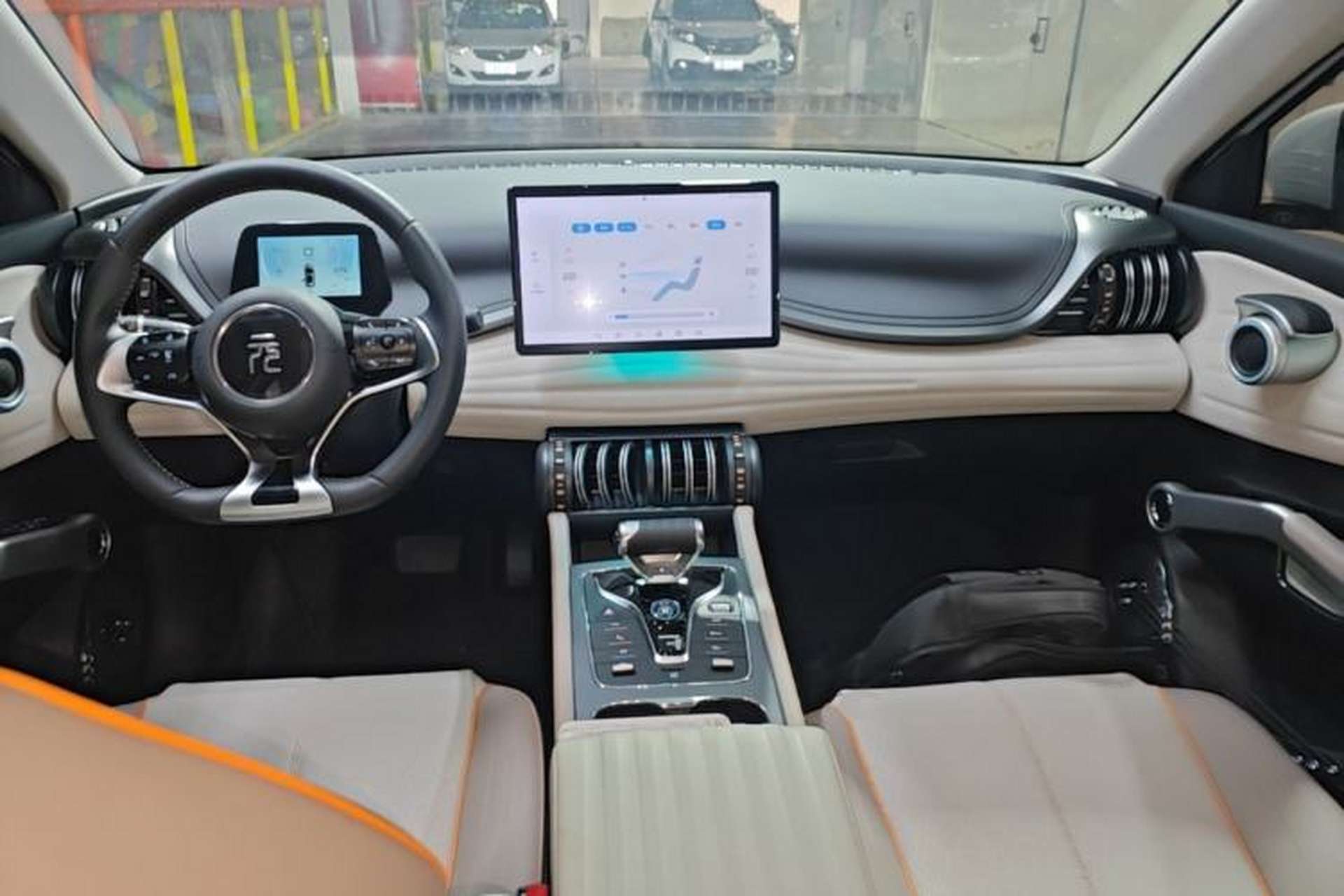 Used BYD Yuan PLUS 2024 Honor Edition 510KM Beyond Model Center Console
