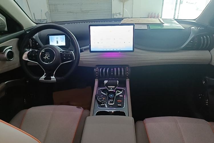 Used BYD Yuan PLUS 2024 Honor Edition 430KM Beyond Model Center Console