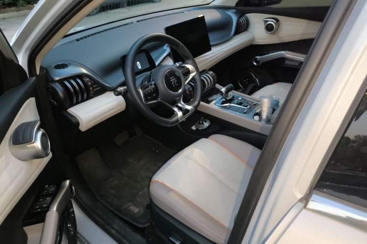Used BYD Yuan PLUS 2024 Honor Edition 430KM Leading Model Driver Seat