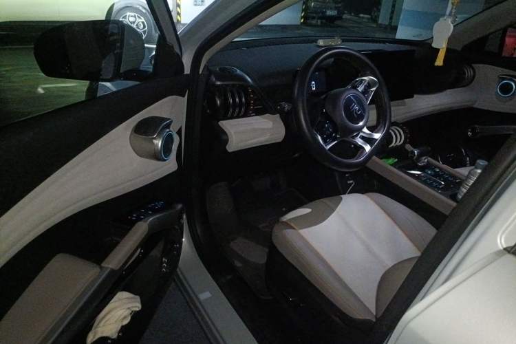 Used BYD Yuan PLUS 2024 Honor Edition 430KM Leading Model Driver Seat