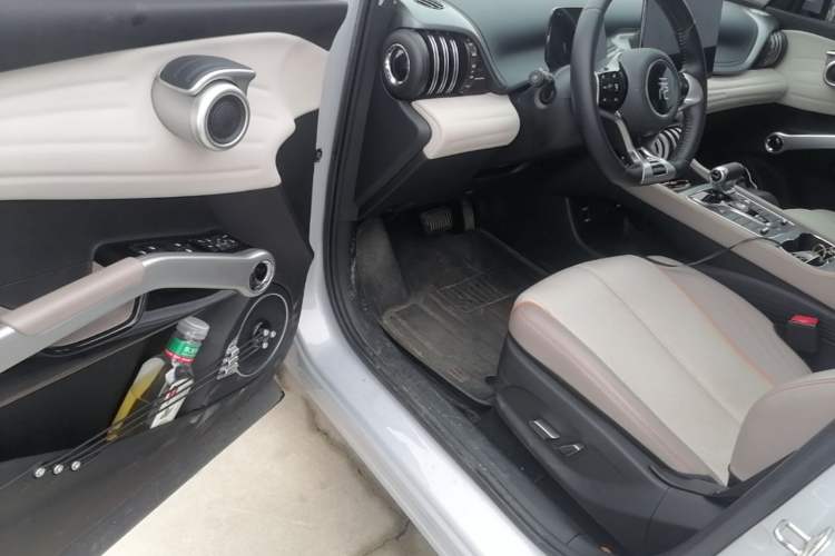 Used BYD Yuan PLUS 2024 Honor Edition 430KM Beyond Model Driver Seat