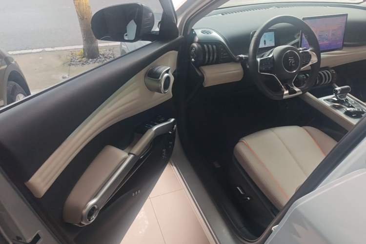 Used BYD Yuan PLUS 2024 Honor Edition 510KM Leading Model Driver Seat