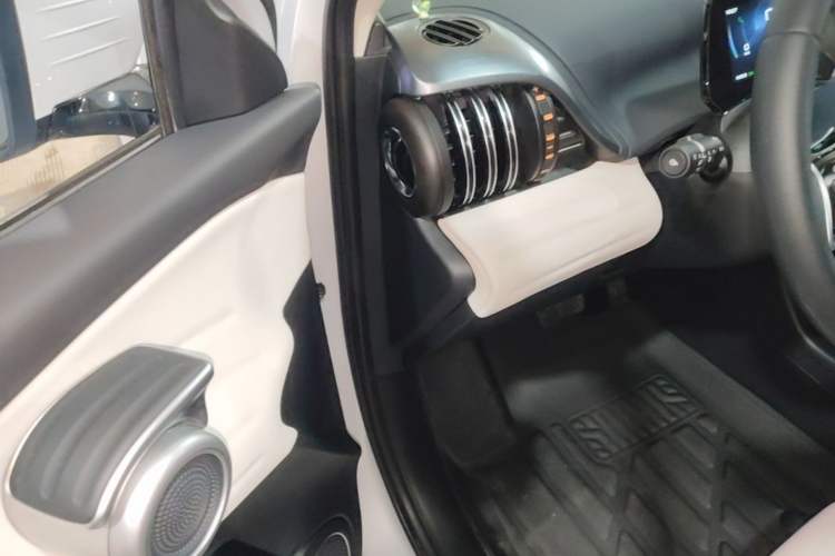 Used BYD Yuan PLUS 2024 Honor Edition 510KM Beyond Model Driver Seat