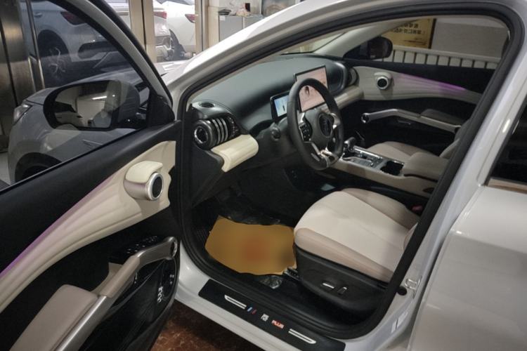 Used BYD Yuan PLUS 2024 Honor Edition 510KM Leading Model Driver Seat
