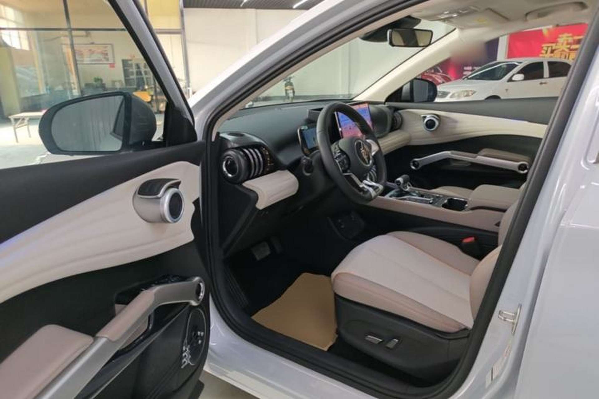 Used BYD Yuan PLUS 2024 Honor Edition 430KM Beyond Model Driver Seat