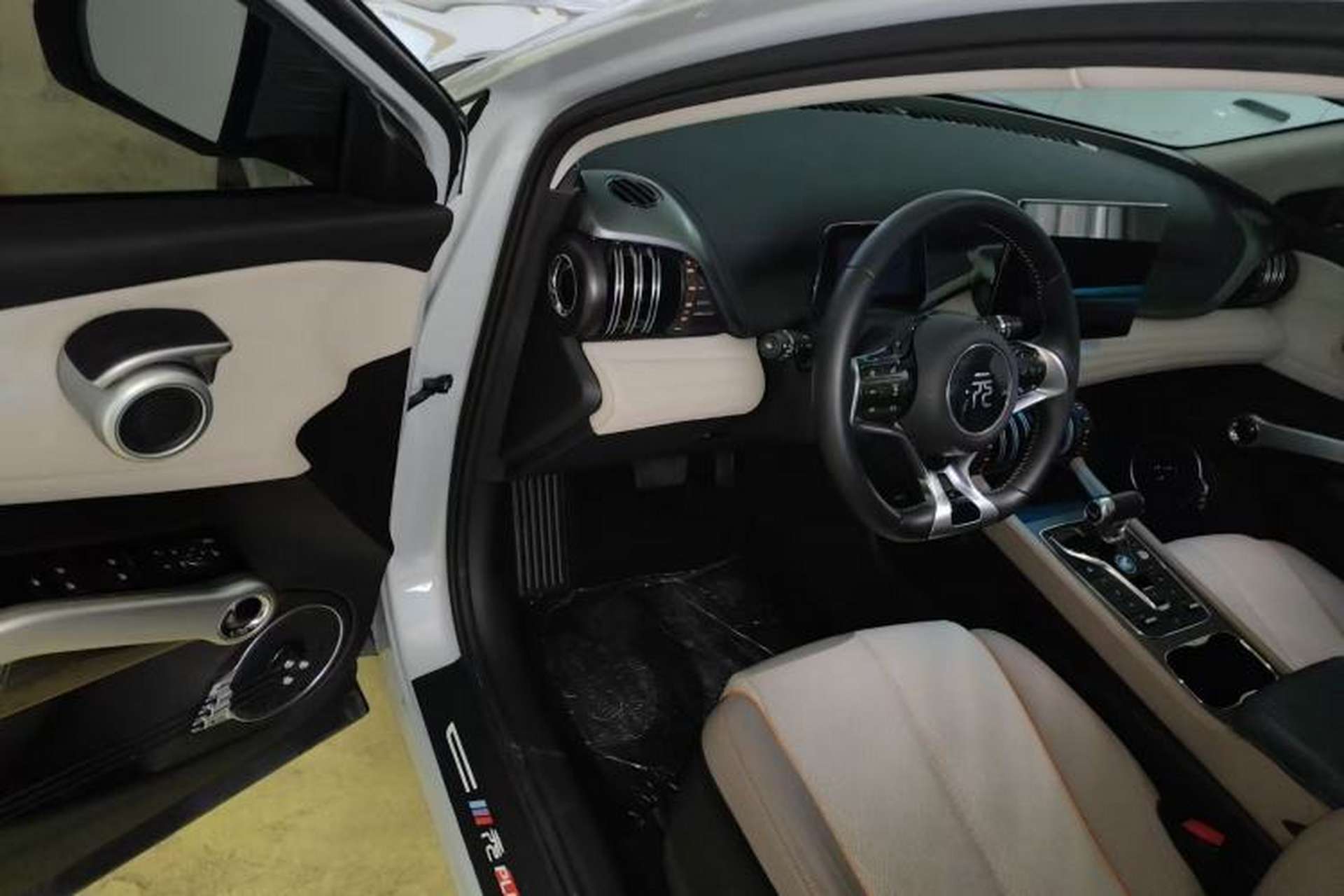 Used BYD Yuan PLUS 2024 Honor Edition 430KM Leading Model Driver Seat