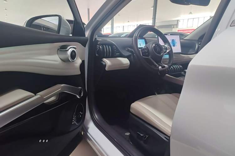 Used BYD Yuan PLUS 2024 Honor Edition 430KM Beyond Model Driver Seat