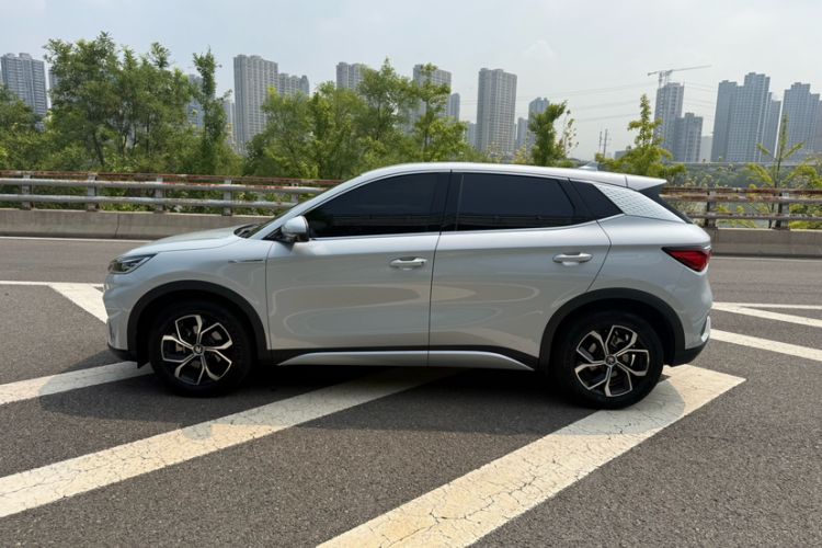 Used BYD Yuan PLUS 2024 Honor Edition 430KM Leading Model Exterior 3