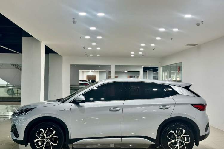 Used BYD Yuan PLUS 2024 Honor Edition 430KM Leading Model Exterior 3