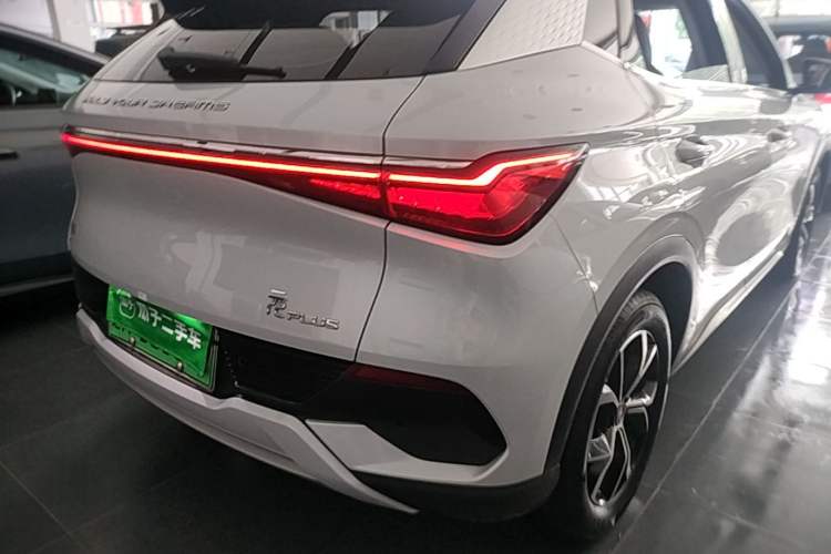 Used BYD Yuan PLUS 2024 Honor Edition 510KM Leading Model Exterior 3