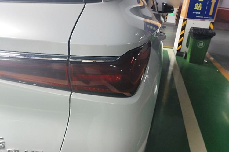 Used BYD Yuan PLUS 2024 Honor Edition 430KM Leading Model Exterior 3