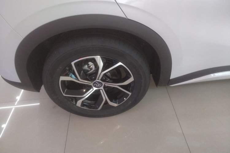 Used BYD Yuan PLUS 2024 Honor Edition 430KM Leading Model Exterior 8