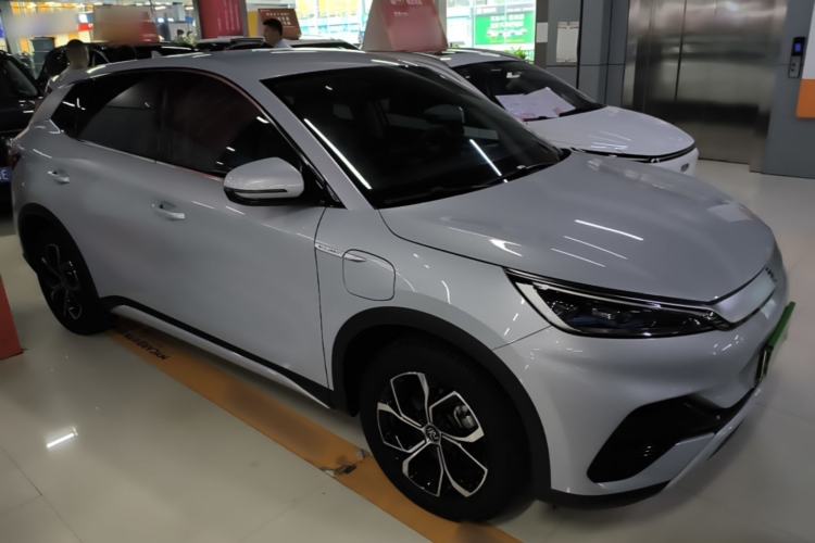Used BYD Yuan PLUS 2024 Honor Edition 510KM Leading Model Front Right 45 Deg