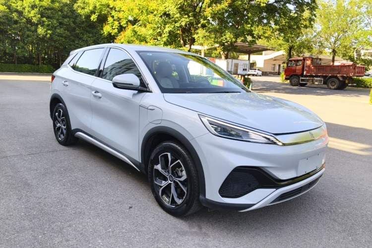 Used BYD Yuan PLUS 2024 Honor Edition 510KM Leading Model Front Right 45 Deg