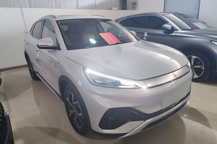 Used BYD Yuan PLUS 2024 Honor Edition 430KM Beyond Model Front Right 45 Deg