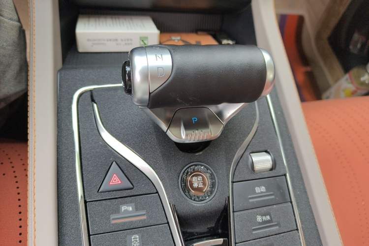 Used BYD Yuan PLUS 2024 Honor Edition 510KM Leading Model Gear Lever