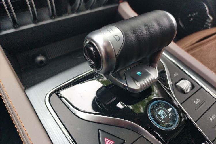 Used BYD Yuan PLUS 2024 Honor Edition 430KM Beyond Model Gear Lever
